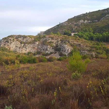 Fraissé-des-Corbières La Loubiere, Ancienne Bergerie En Pleine Garrigue Bed & Breakfast エクステリア 写真