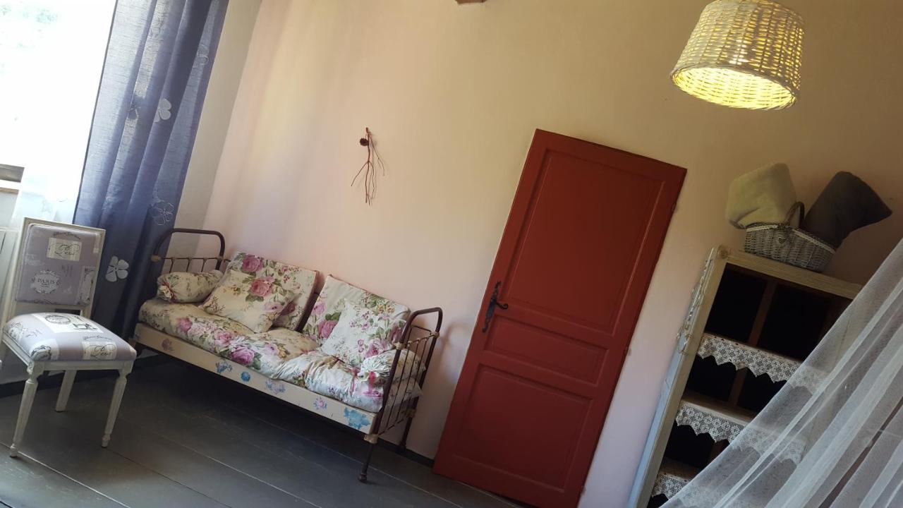 Fraissé-des-Corbières La Loubiere, Ancienne Bergerie En Pleine Garrigue Bed & Breakfast エクステリア 写真
